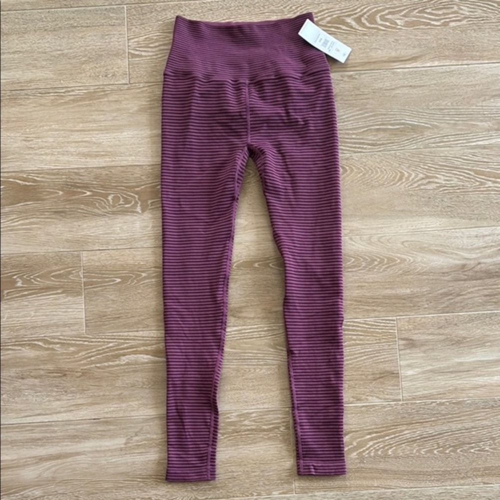 NWT Spiritual Gangster Ananda Striped Leggings XS/S Wildberry
